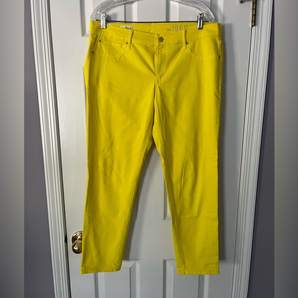 Ladies Gap jeans. Size 14R